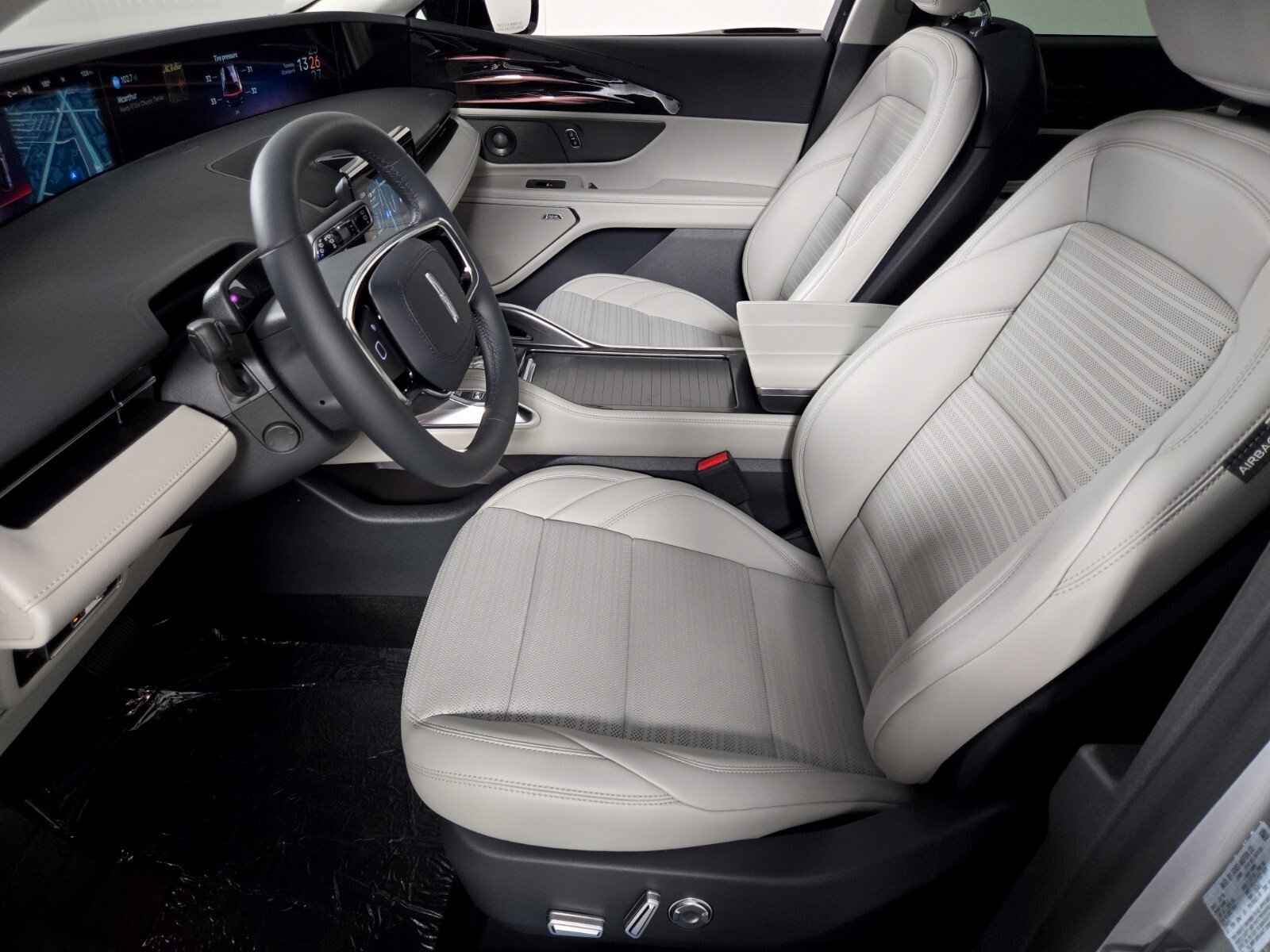 New 2026 Lincoln Nautilus Reserve w/ Jet Appearance Package AWD/4WD image 13