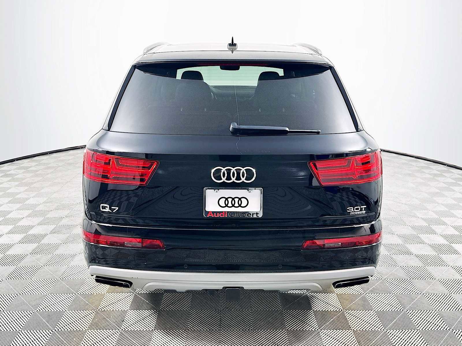 Used 2017 Audi Q7 3.0T Prestige image 6