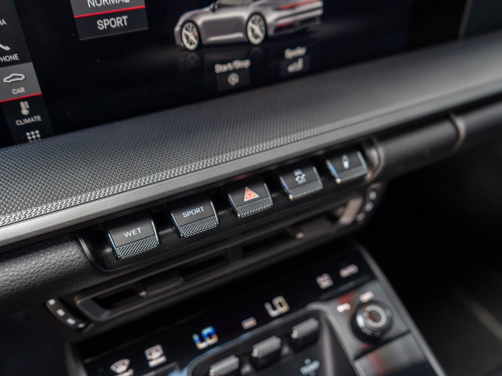 Used 2021 Porsche 911 Carrera image 23