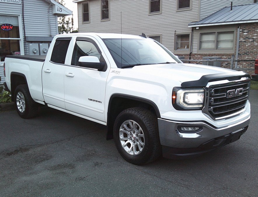 Used 2019 GMC Sierra 1500 SLE w/ SLE Value Package AWD/4WD image 4