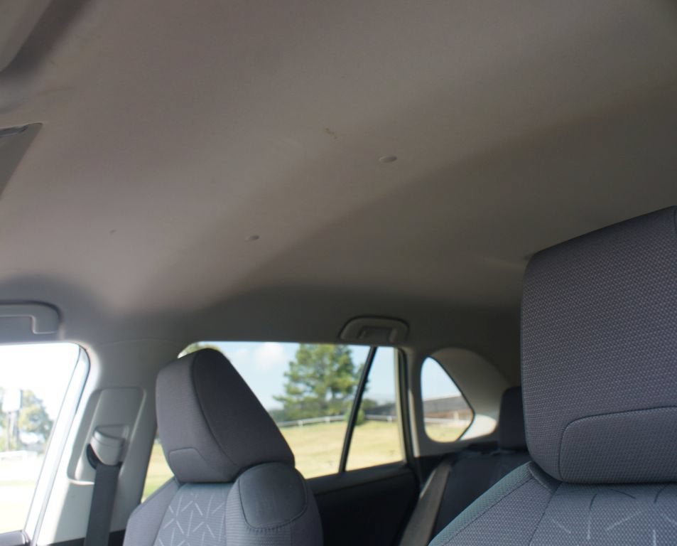 Used 2025 Toyota RAV4 XLE AWD/4WD image 6