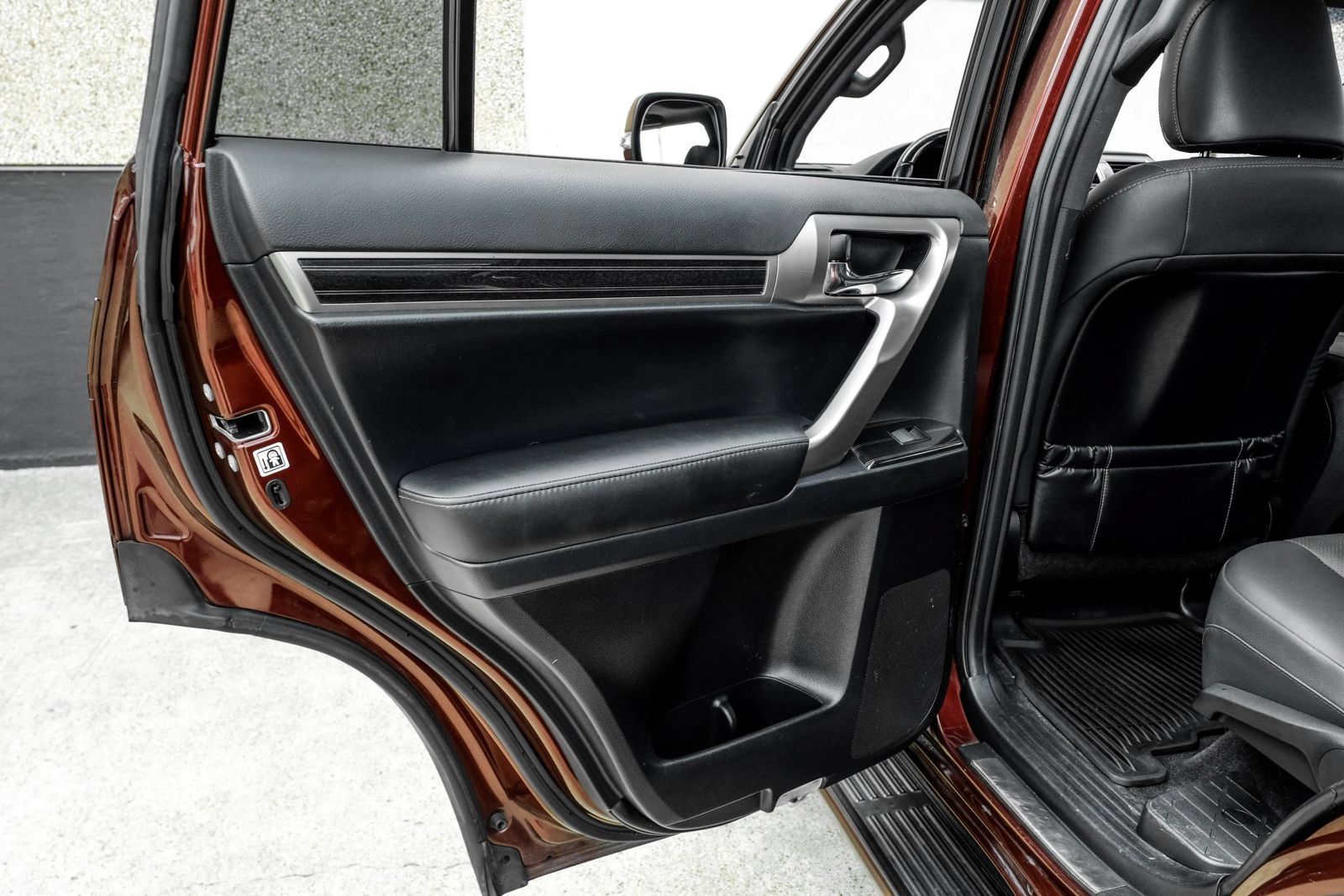 Used 2021 Lexus GX 460 Premium w/ Premium Package AWD/4WD image 60