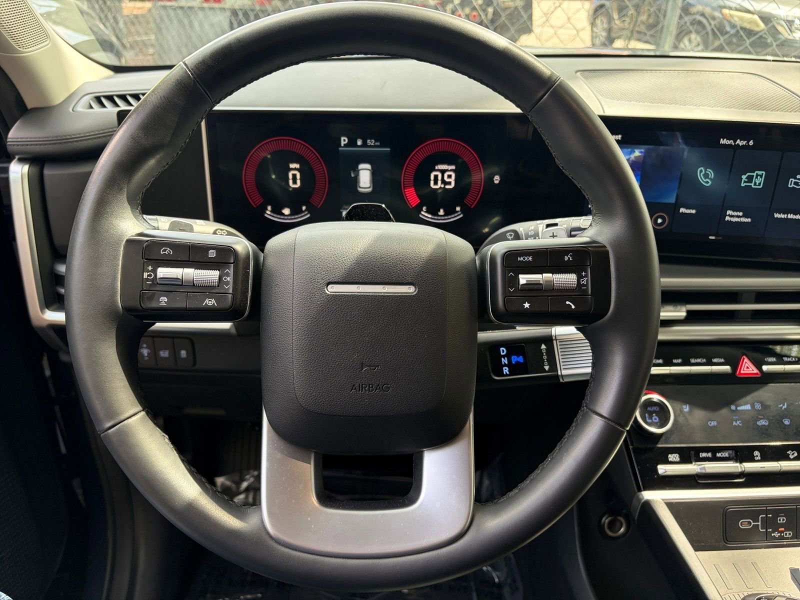 Used 2025 Hyundai Santa Fe SEL FWD image 29