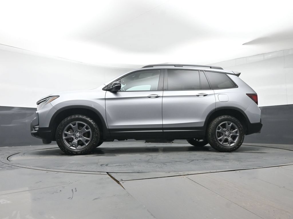 Certified 2024 Honda Passport TrailSport image 32