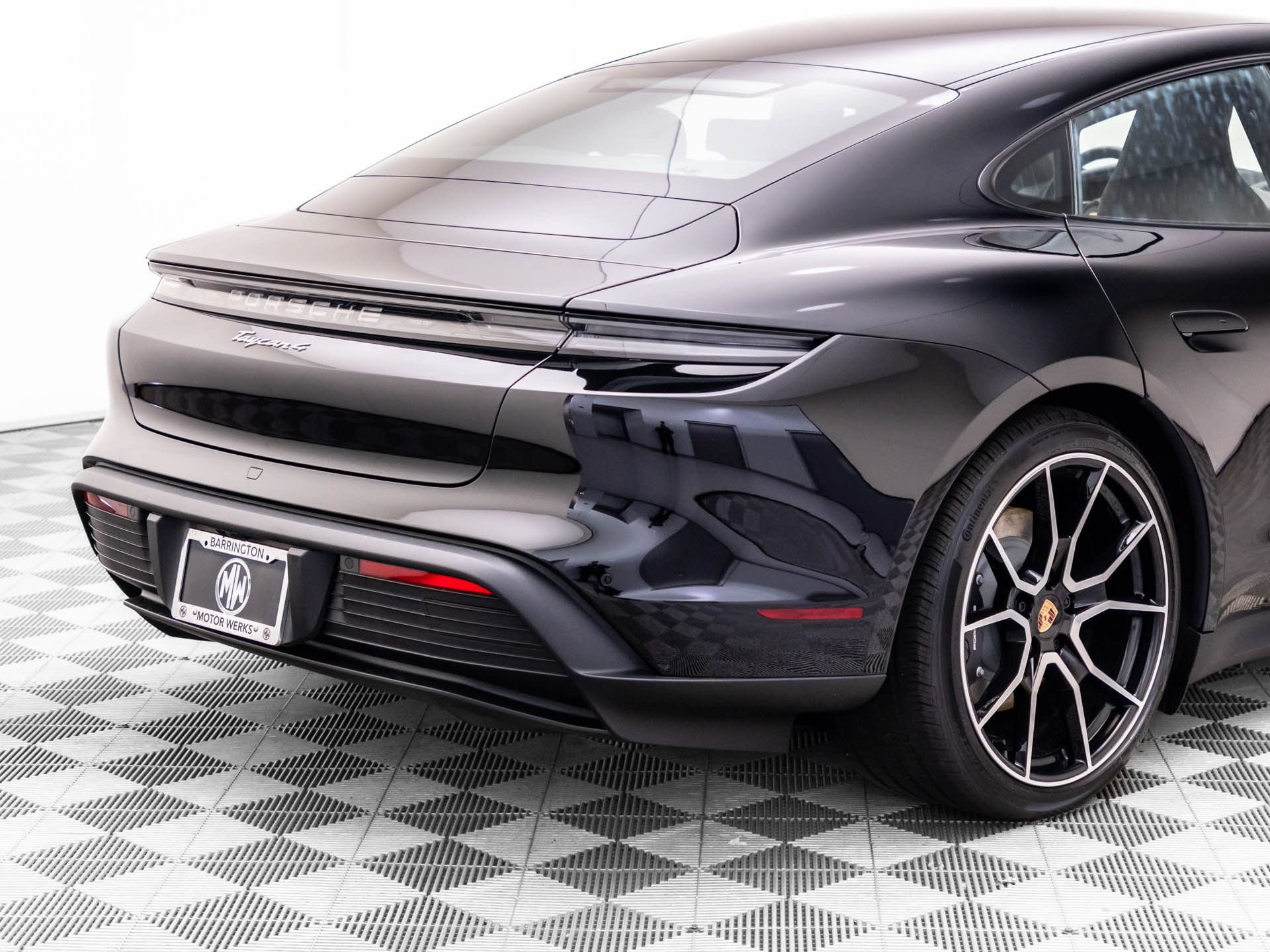 New 2026 Porsche Taycan AWD/4WD image 36