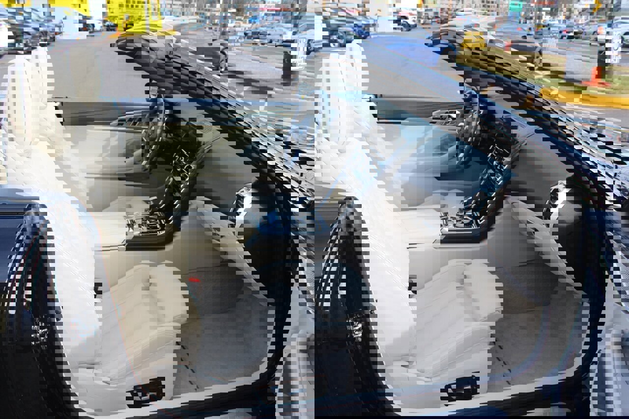 Used 2022 BMW 840i xDrive Convertible w/ Driving Assistance Package image 20