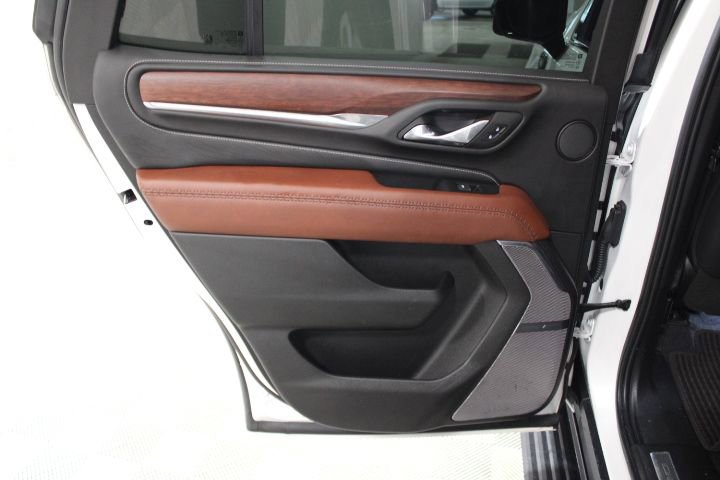 Used 2023 GMC Yukon Denali Ultimate image 23