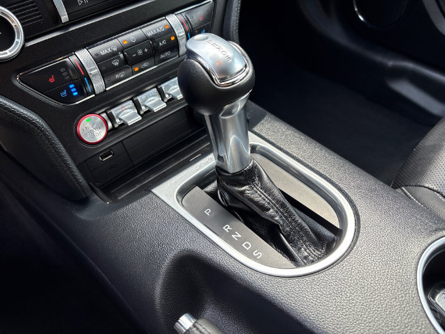 Certified 2022 Ford Mustang Premium RWD image 24