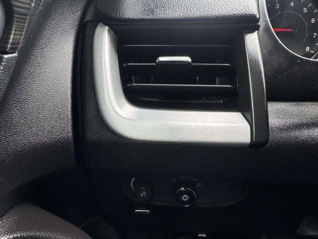 Used 2022 GMC Terrain SLE w/ Driver Convenience Package FWD image 22