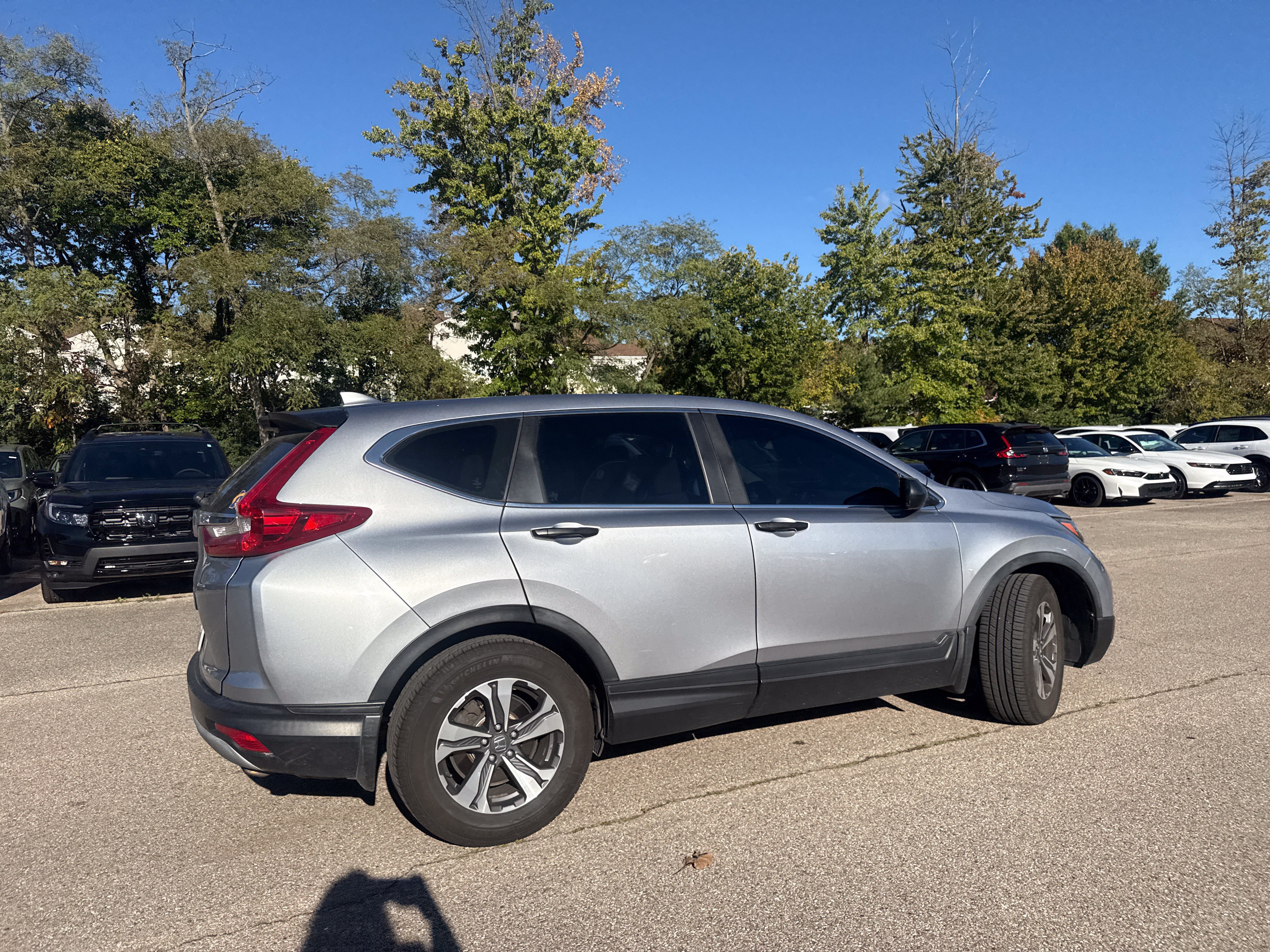 Used 2017 Honda CR-V LX image 24