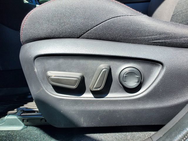 Used 2022 Toyota RAV4 SE image 21