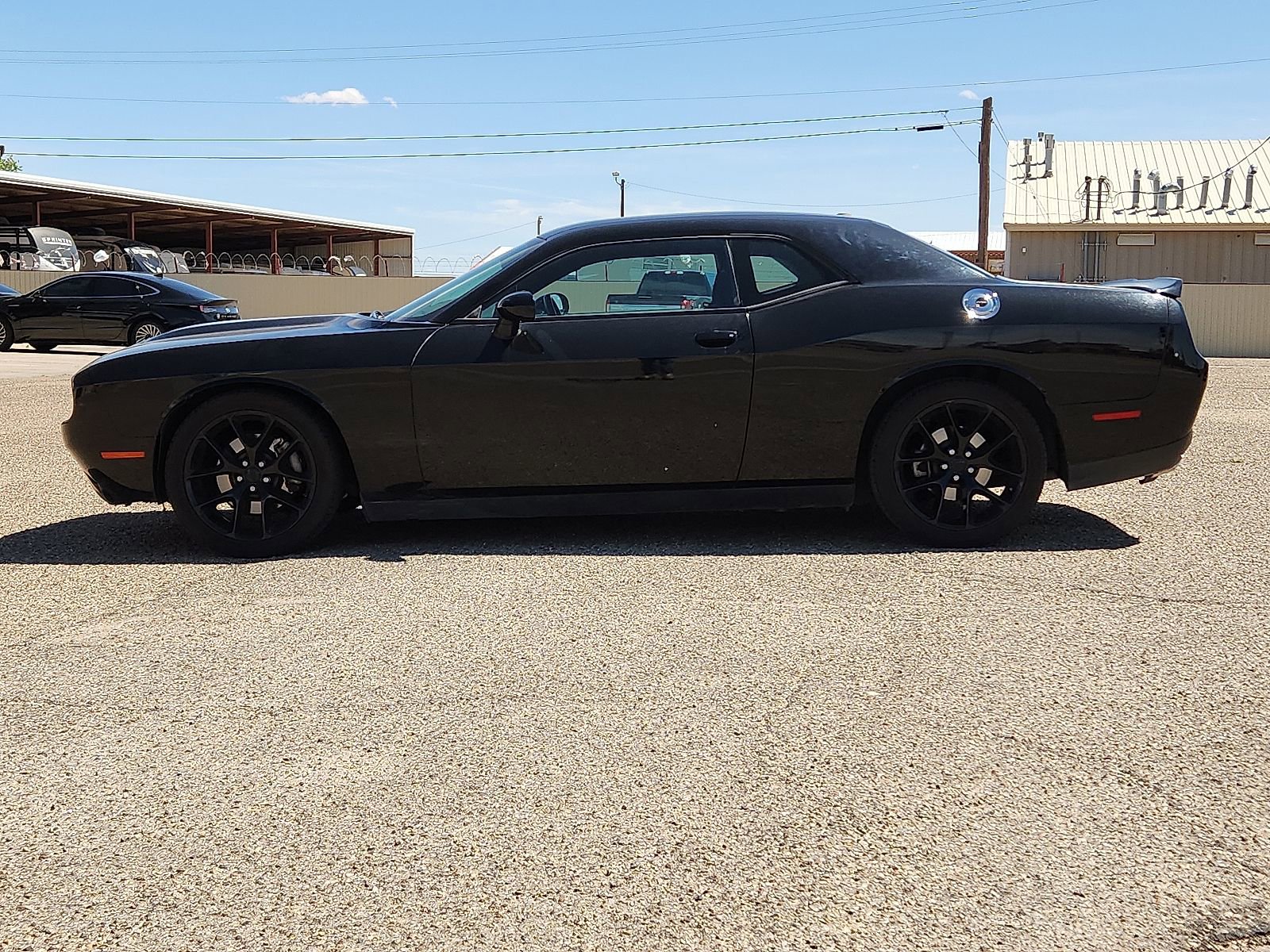 Used 2022 Dodge Challenger GT RWD image 2