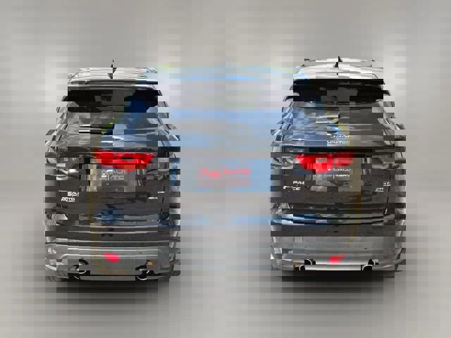 Used 2018 Jaguar F-PACE R-Sport image 6