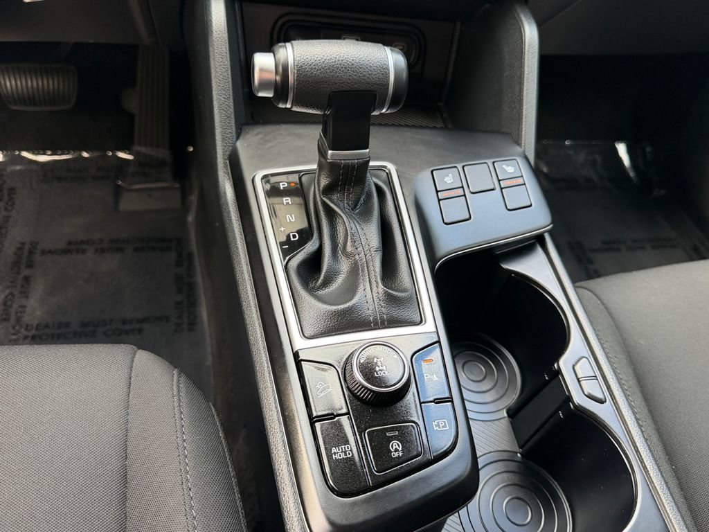 Certified 2025 Kia Sportage LX AWD/4WD image 25