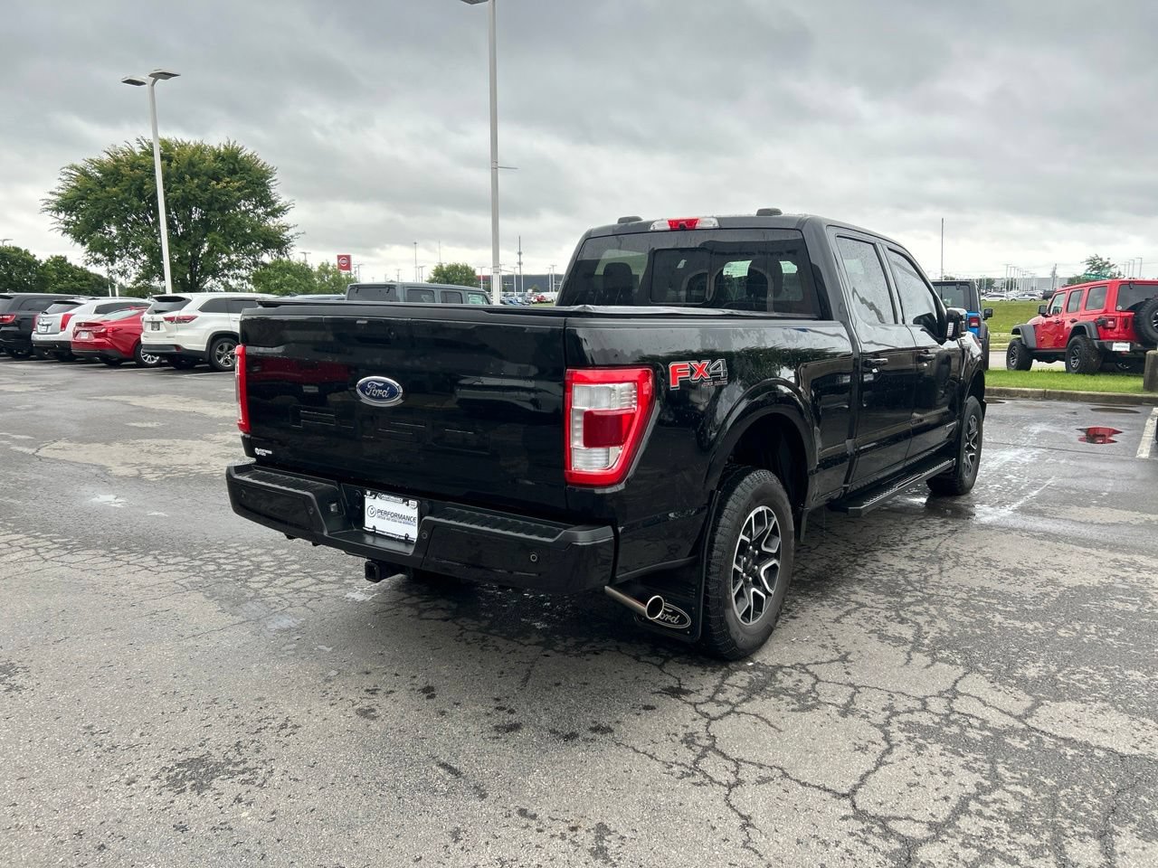 Used 2022 Ford F150 Lariat w/ Equipment Group 502A High AWD/4WD image 3