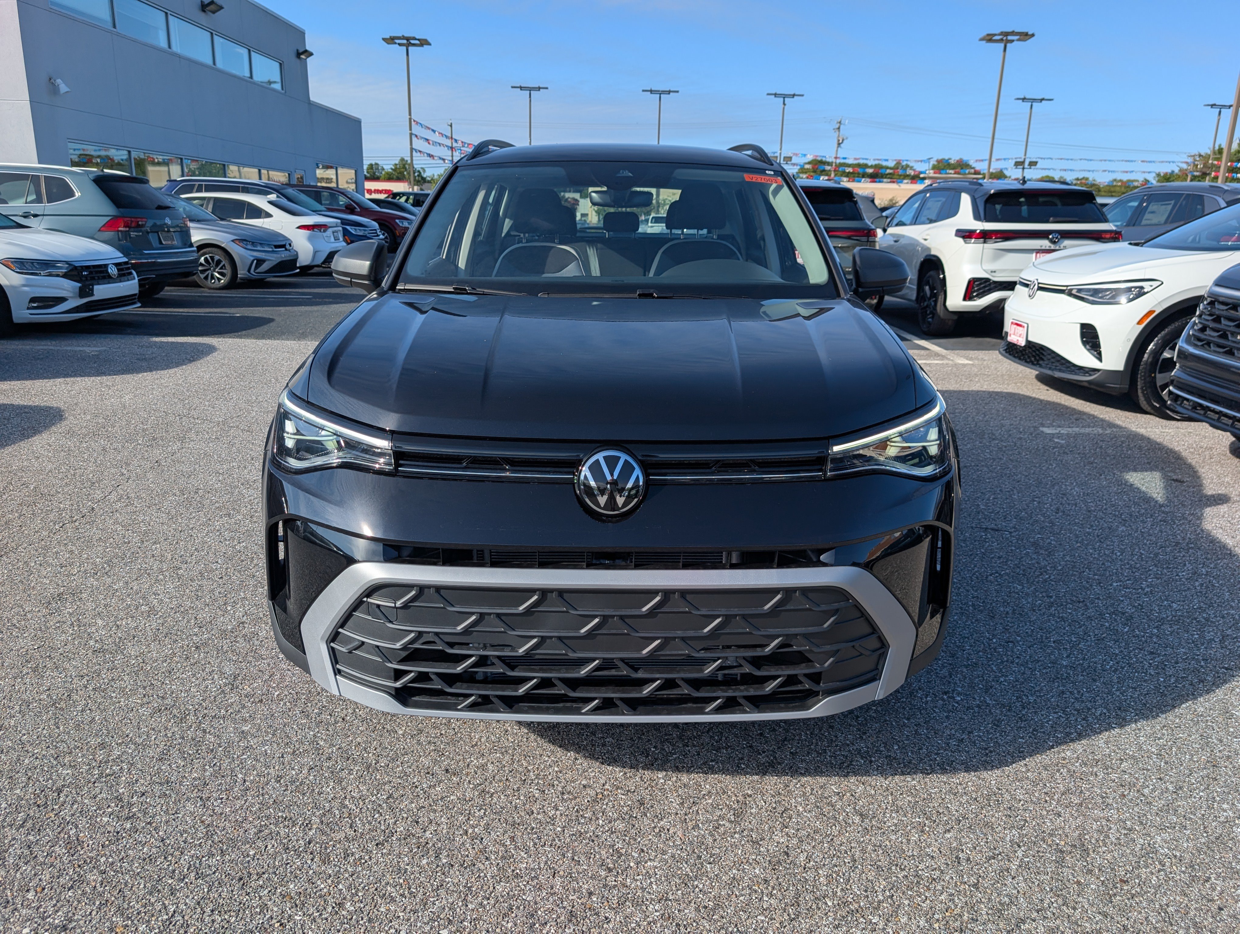 New 2027 Volkswagen Taos S FWD image 7