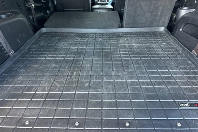 Used 2017 GMC Yukon SLT RWD image 15