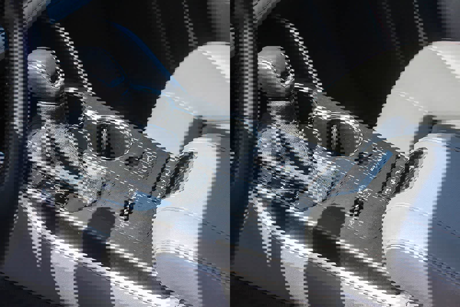 Used 2021 Toyota Highlander XLE image 27