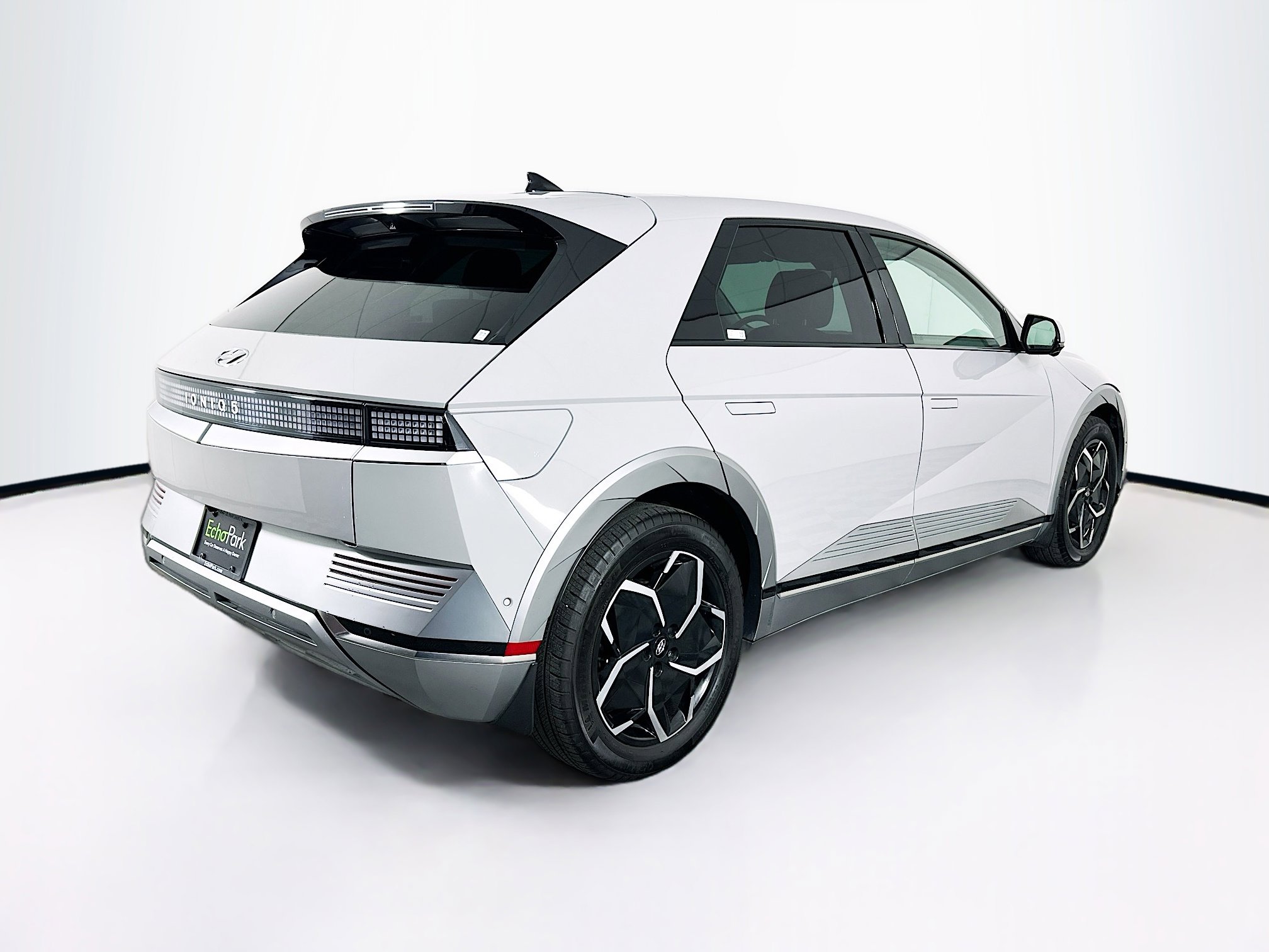 Used 2024 Hyundai Ioniq 5 Limited image 9