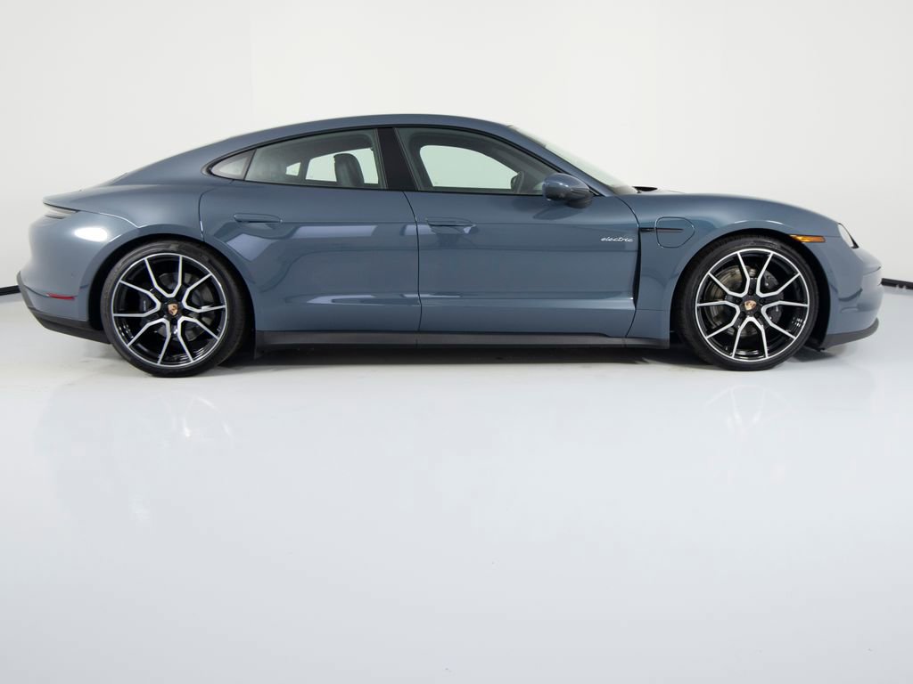New 2026 Porsche Taycan 4 image 11