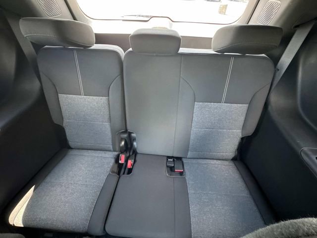 New 2026 GMC Acadia Elevation image 17