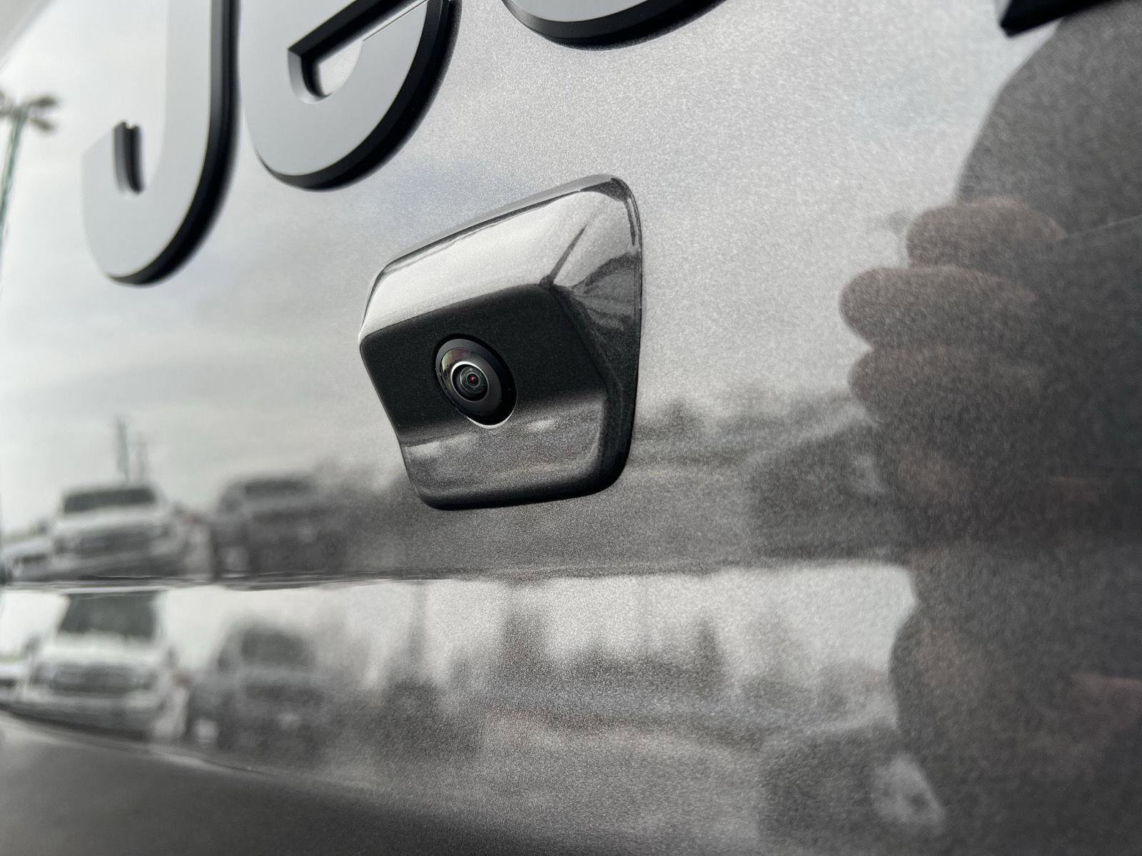 New 2026 Jeep Gladiator Sport image 4