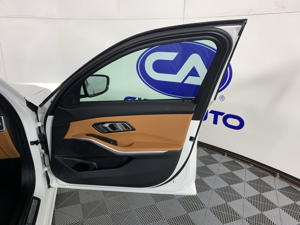 Used 2023 BMW 330e xDrive w/ Driving Assistance Package image 40