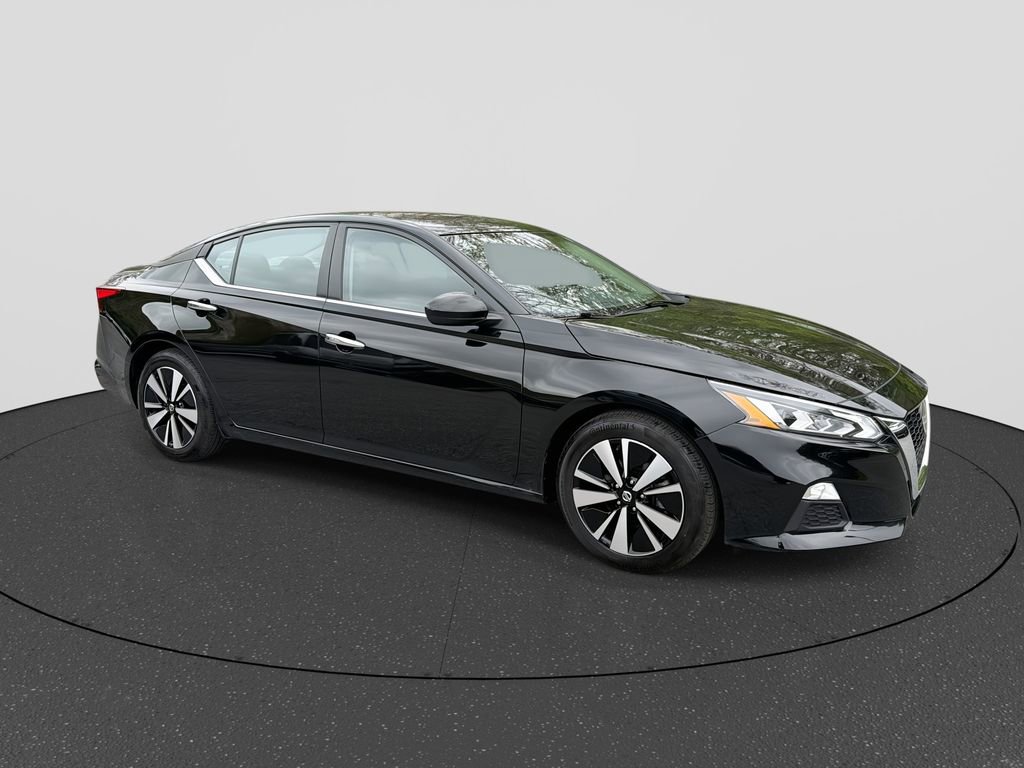 Used 2022 Nissan Altima 2.5 SV