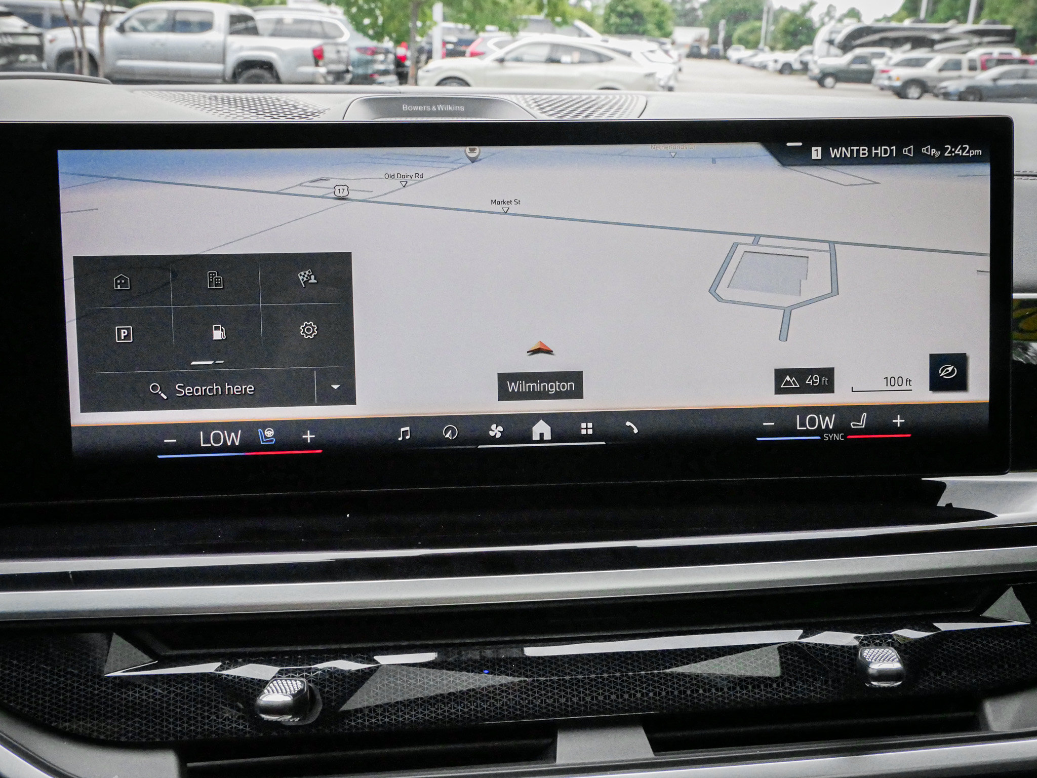 Used 2025 BMW ALPINA XB7 AWD/4WD image 23