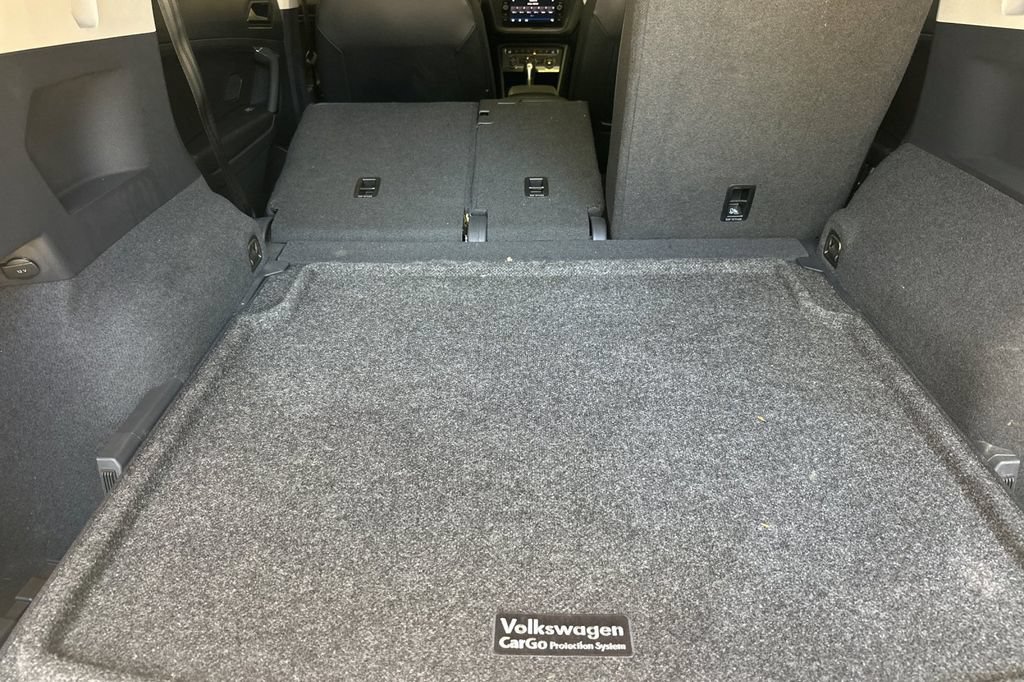 Used 2019 Volkswagen Tiguan SE AWD/4WD image 15