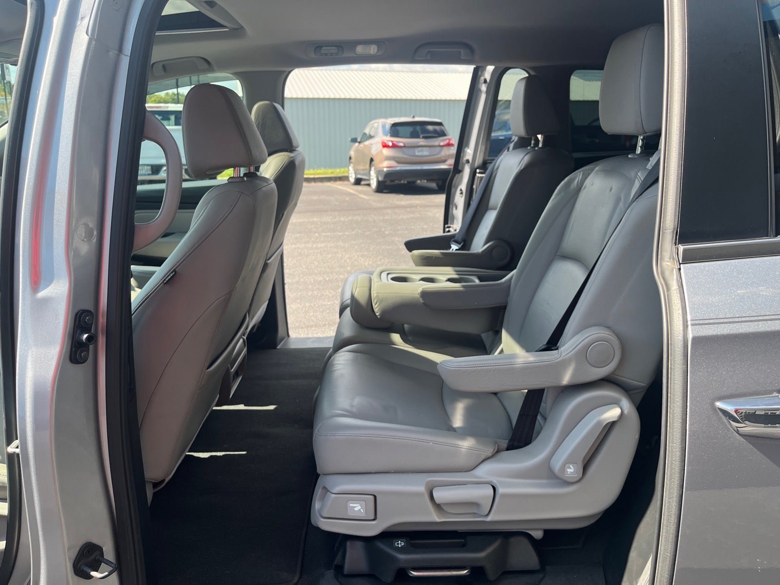 Used 2019 Honda Odyssey EX-L image 29