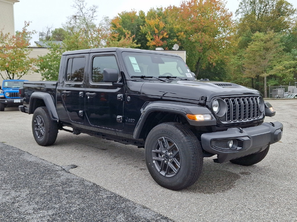New 2026 Jeep Gladiator Sport