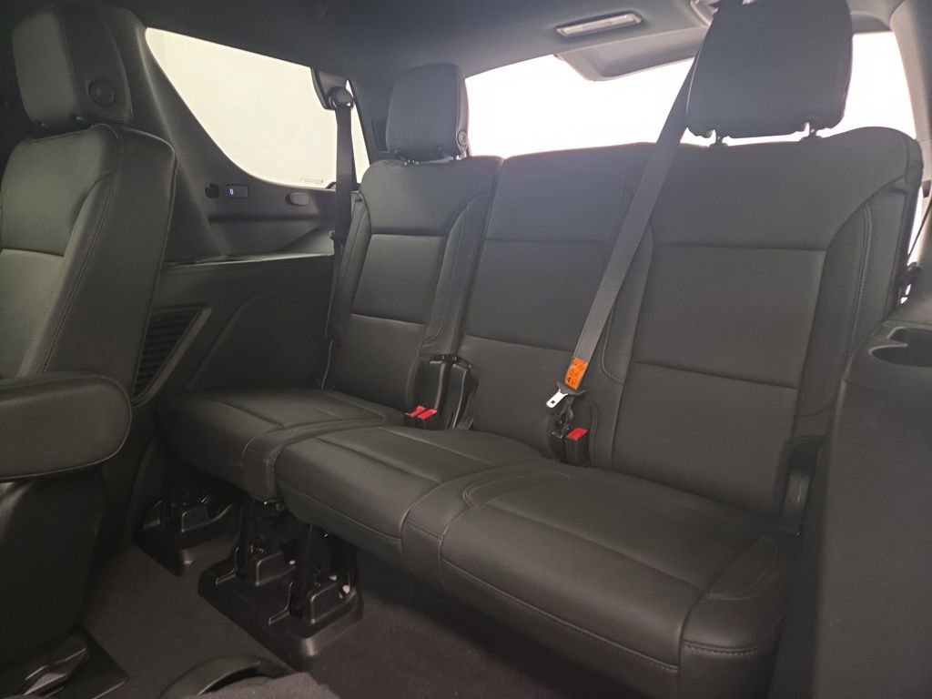 Used 2024 Chevrolet Tahoe Z71 w/ Luxury Package image 44