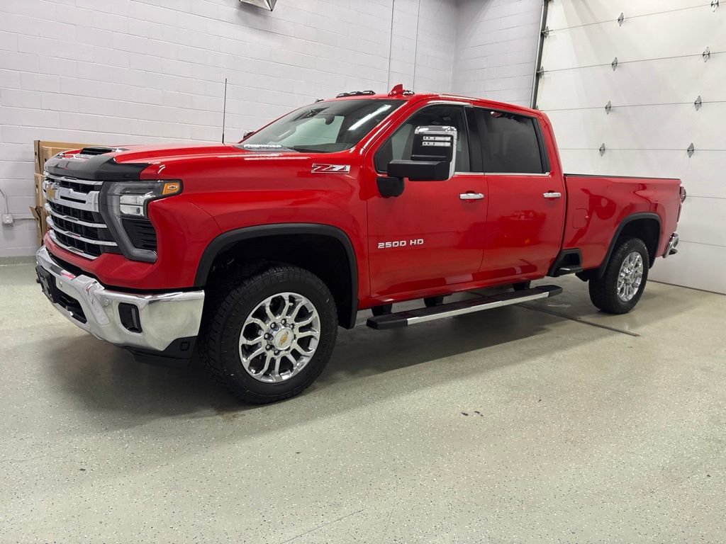 Used 2024 Chevrolet Silverado 2500 LTZ w/ LTZ Convenience Package AWD/4WD image 9