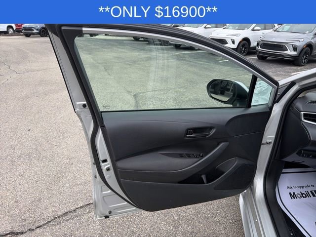 Used 2024 Toyota Corolla LE image 22