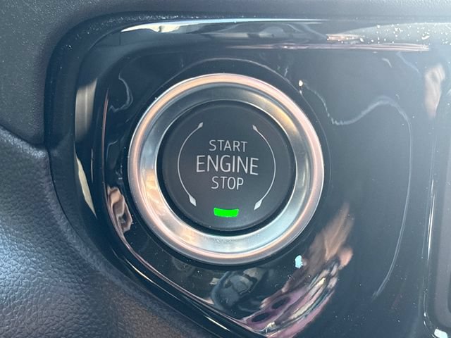 Used 2025 Chevrolet Silverado 1500 LT Trail Boss w/ Dark Appearance Package AWD/4WD image 17