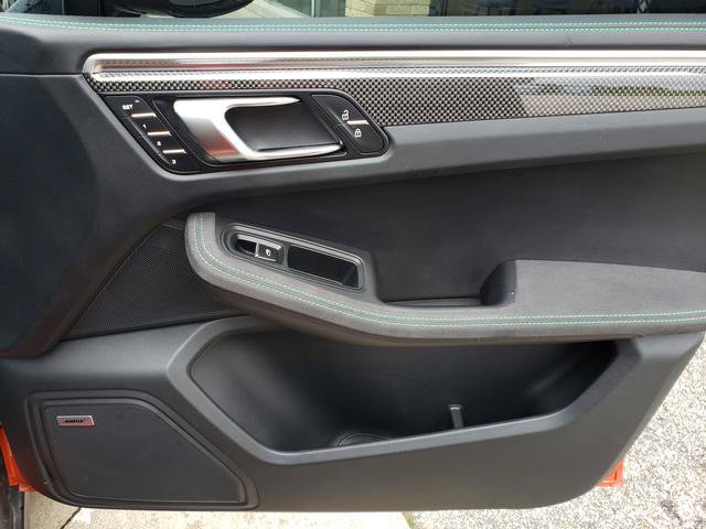 Used 2024 Porsche Macan GTS AWD/4WD image 21