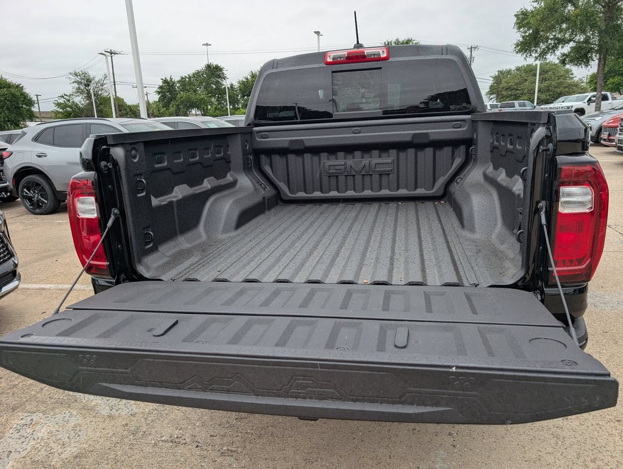 New 2026 GMC Canyon Denali AWD/4WD image 7