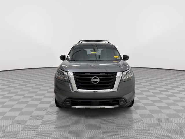 Certified 2024 Nissan Pathfinder Platinum w/ Cargo Package image 3