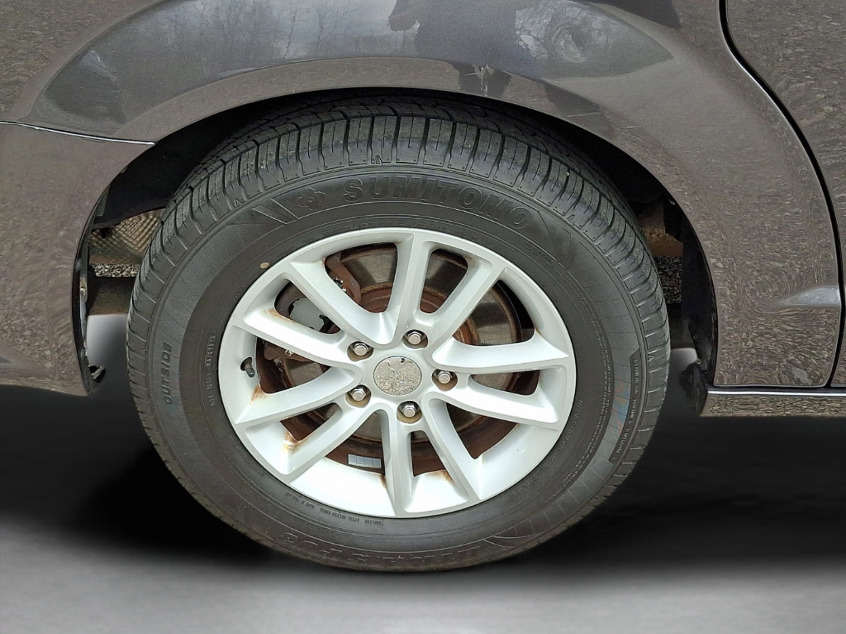 Used 2015 Dodge Grand Caravan SXT w/ UConnect Hands-Free Group image 8