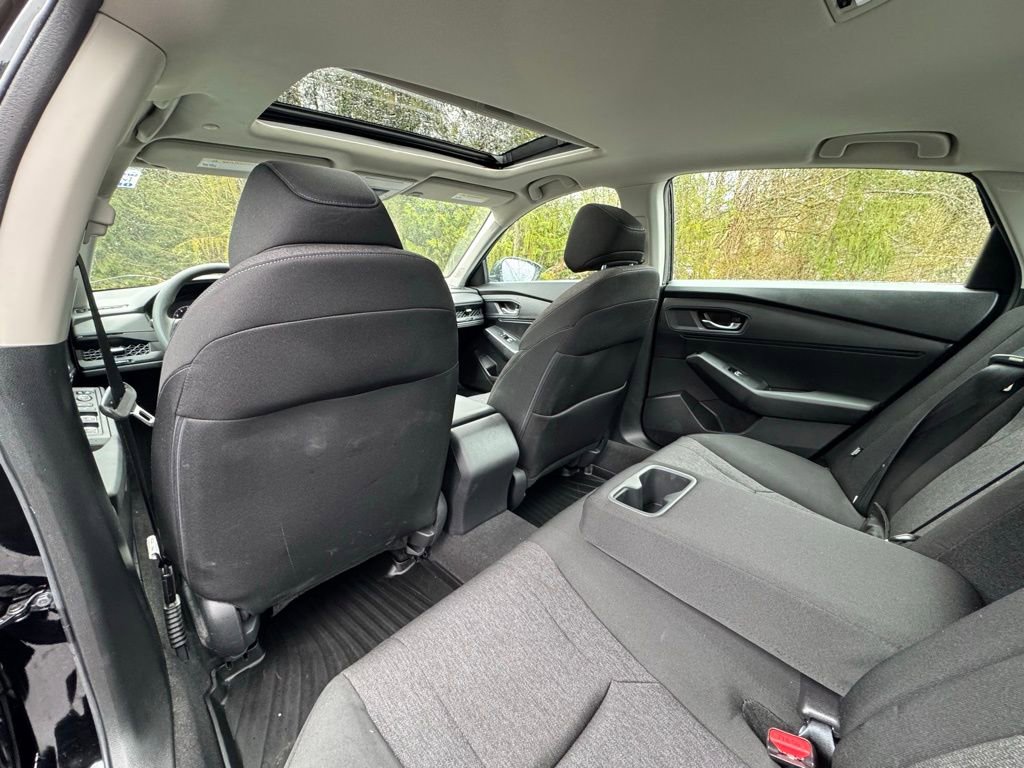 Certified 2023 Honda Accord EX image 9