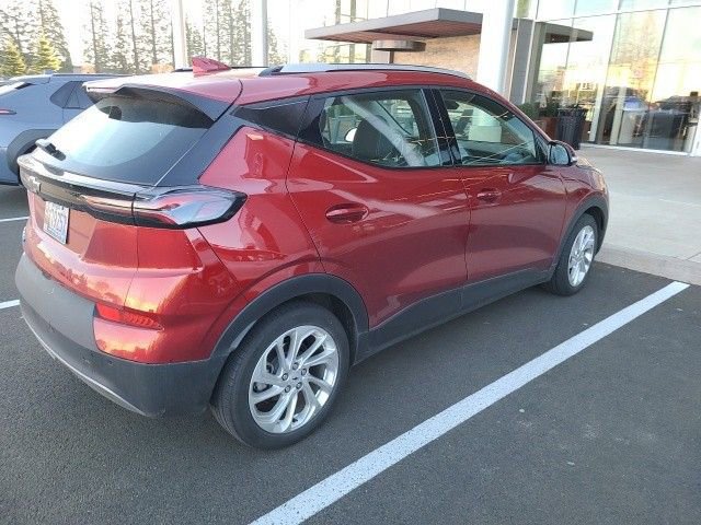 Used 2023 Chevrolet Bolt EUV LT w/ Driver Confidence Package image 9