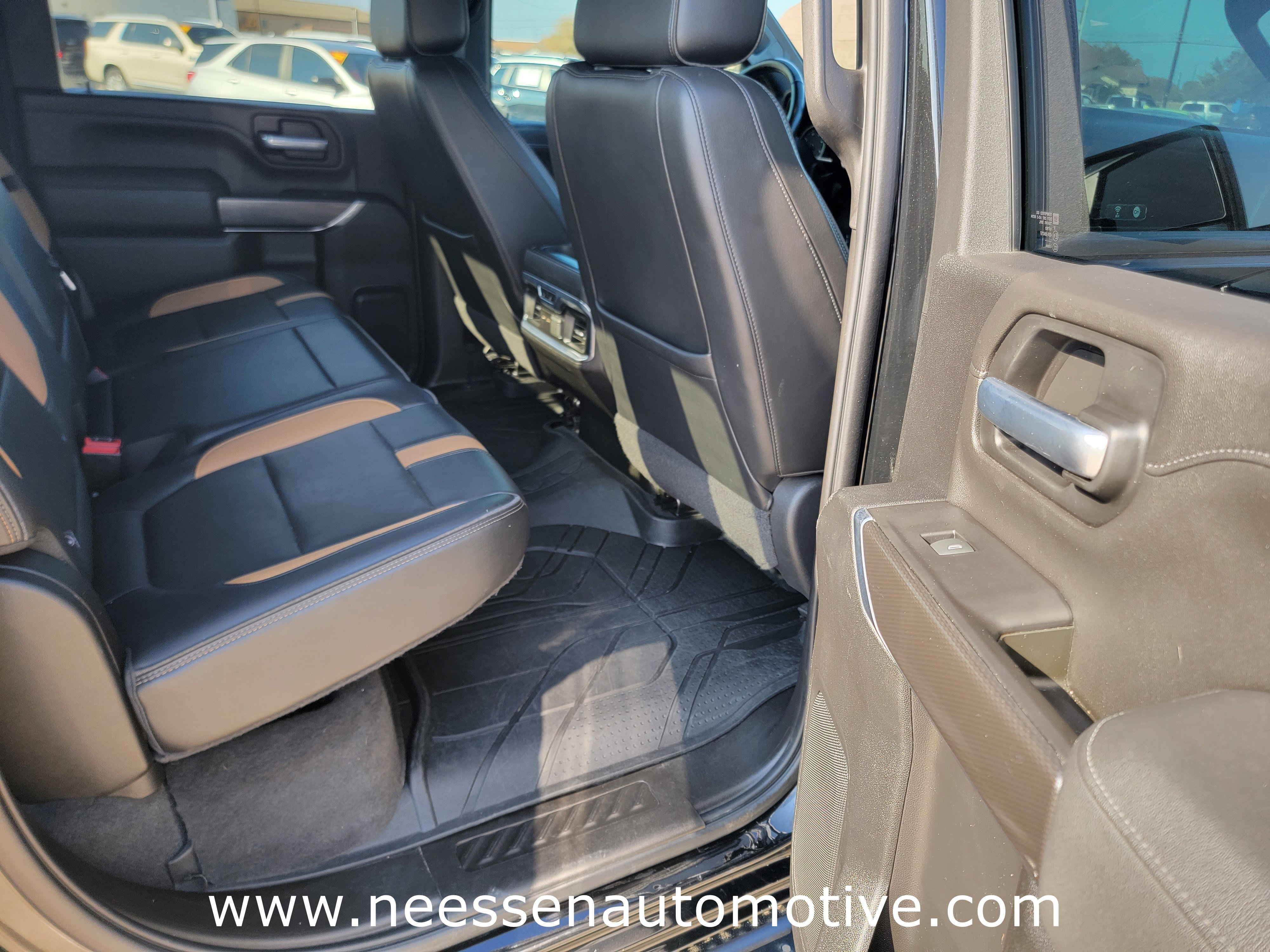 Used 2021 Chevrolet Silverado 2500 LTZ w/ Carhartt Edition image 17