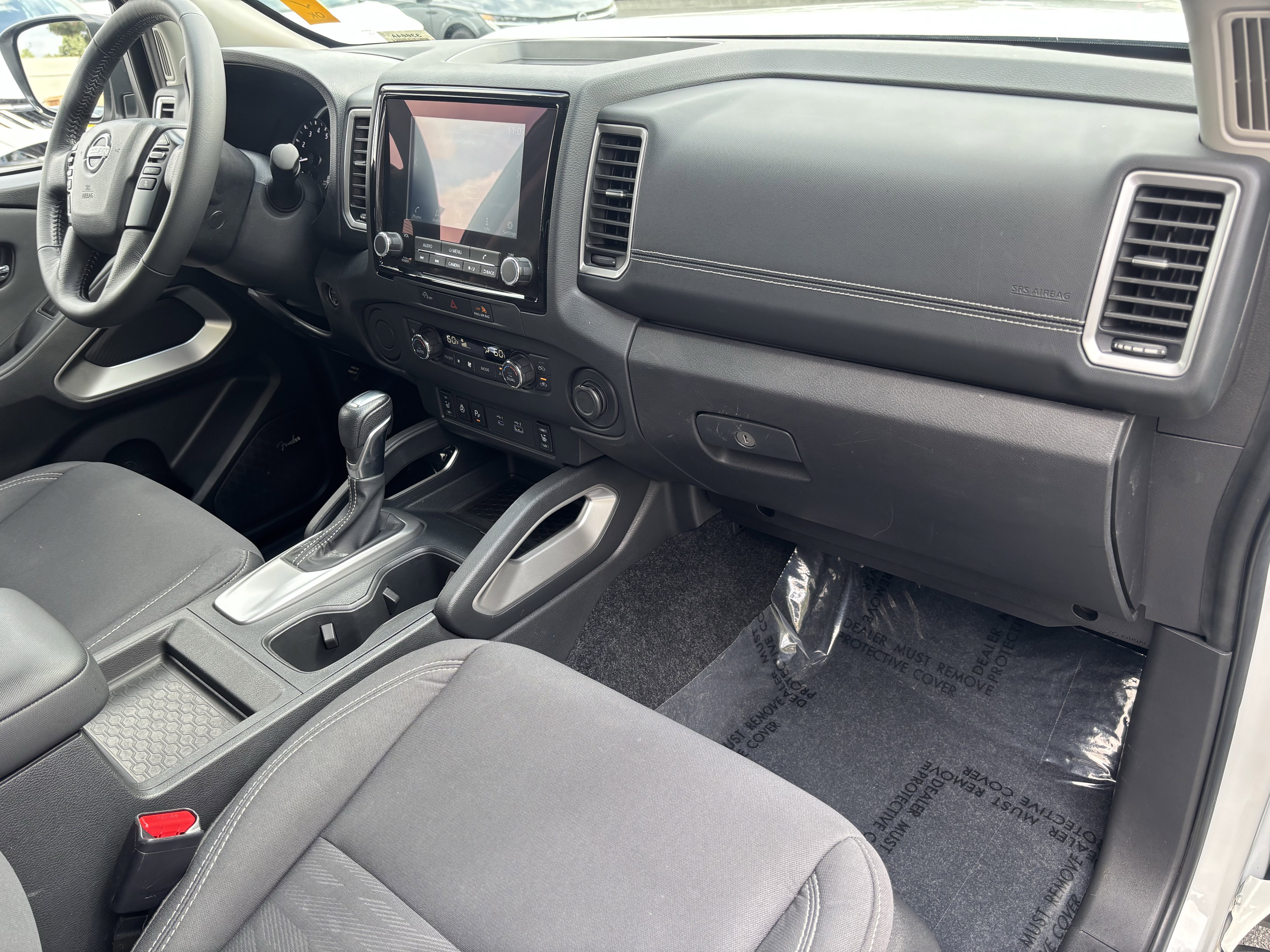 Used 2024 Nissan Frontier SV w/ SV Convenience Package RWD image 12