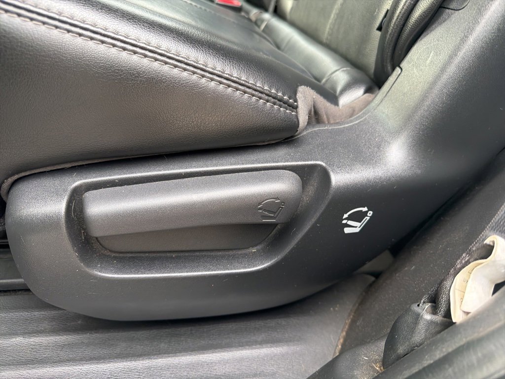 Used 2017 Nissan Pathfinder SL image 28