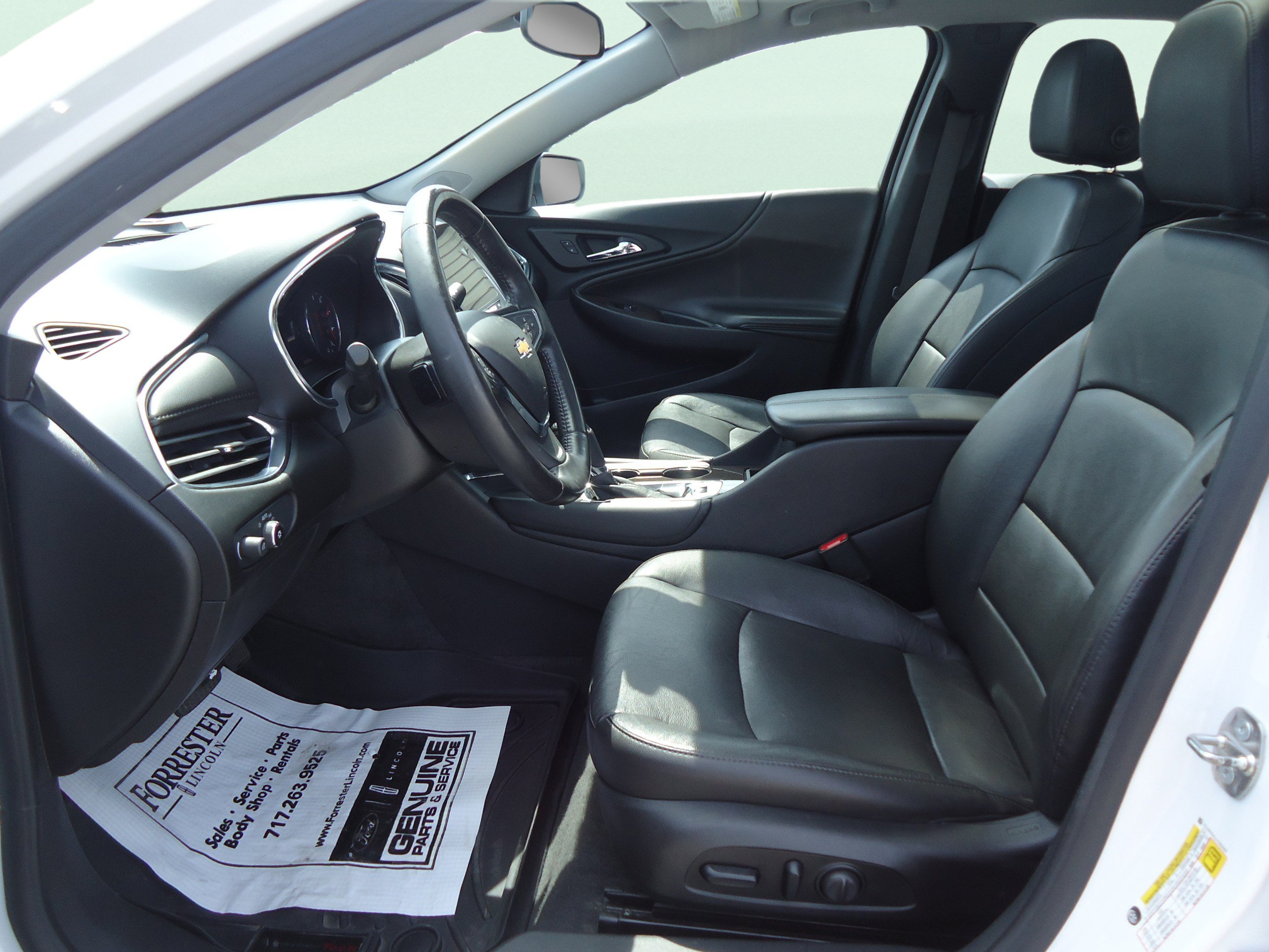 Used 2020 Chevrolet Malibu Premier FWD image 25