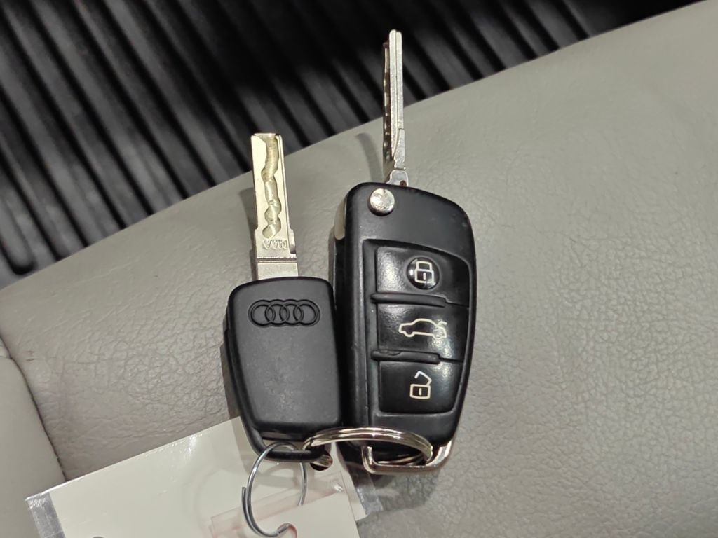 Used 2008 Audi A4 2.0T AWD/4WD image 9