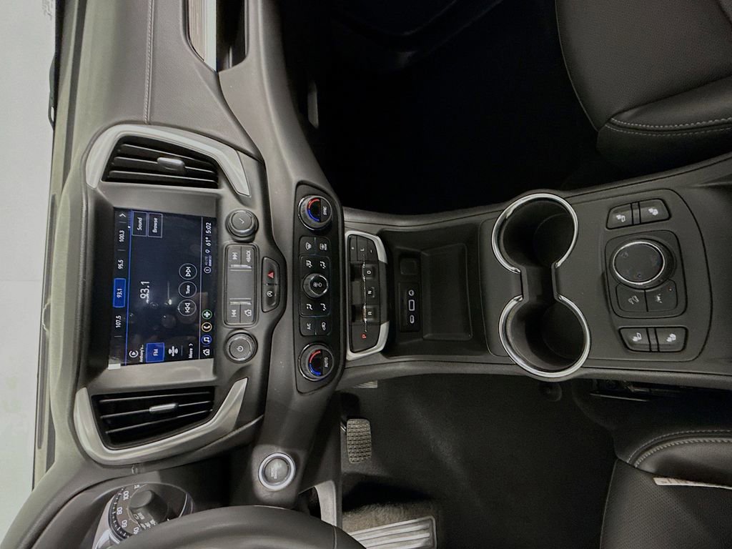 Used 2023 GMC Terrain SLT w/ Elevation Edition image 19