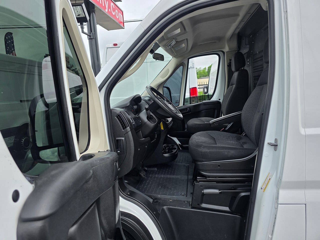 Used 2021 RAM ProMaster 2500 FWD image 15
