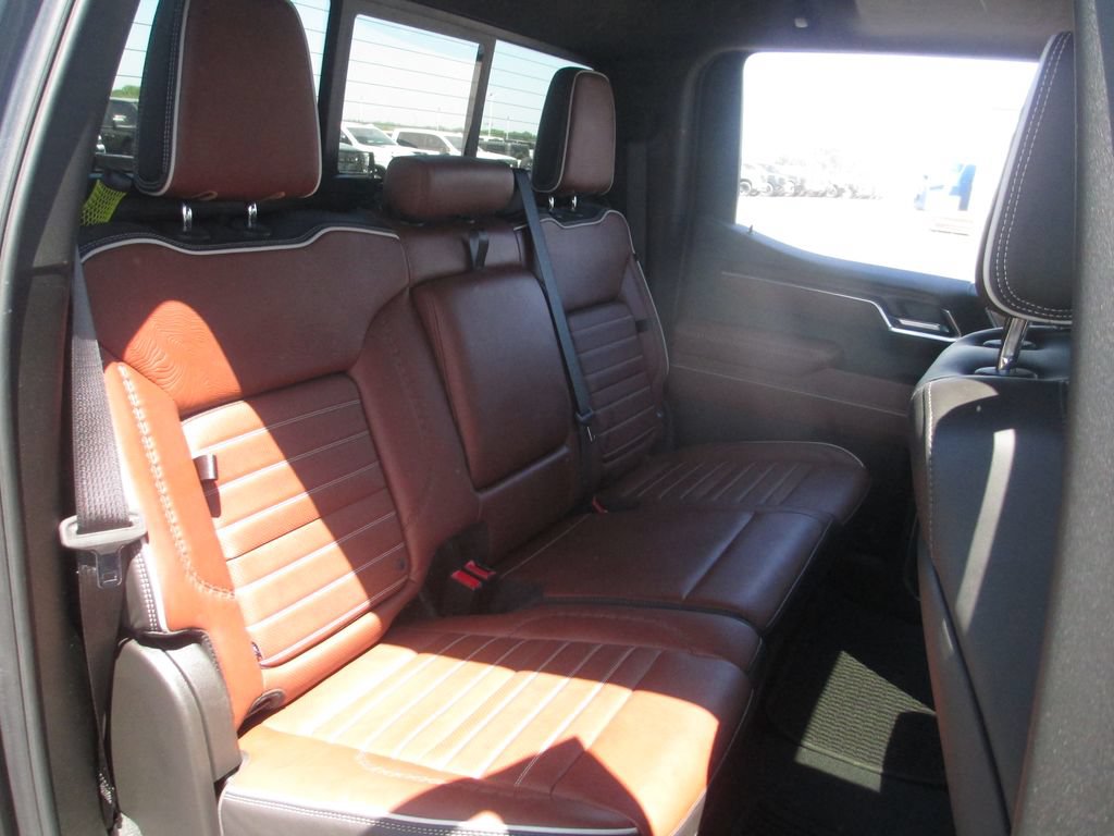 Certified 2025 GMC Sierra 1500 Denali Ultimate AWD/4WD image 24